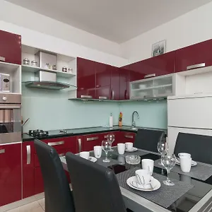 https://split-center-apartment.splithotels.org
